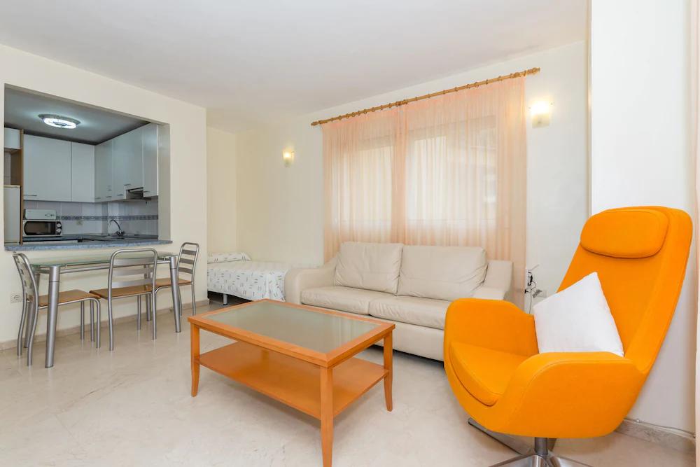 טורמולינוס Hostal Guadalupe מראה חיצוני תמונה