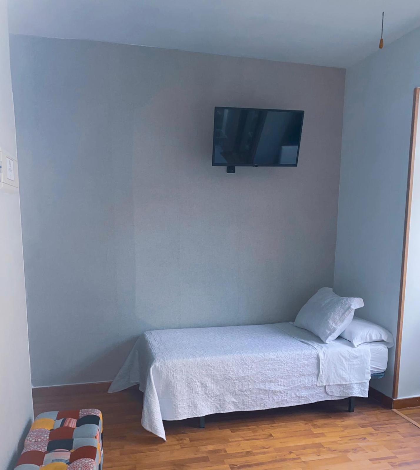 טורמולינוס Hostal Guadalupe מראה חיצוני תמונה