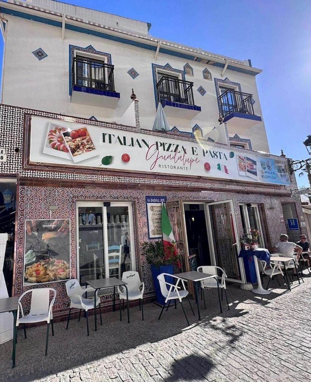 טורמולינוס Hostal Guadalupe מראה חיצוני תמונה