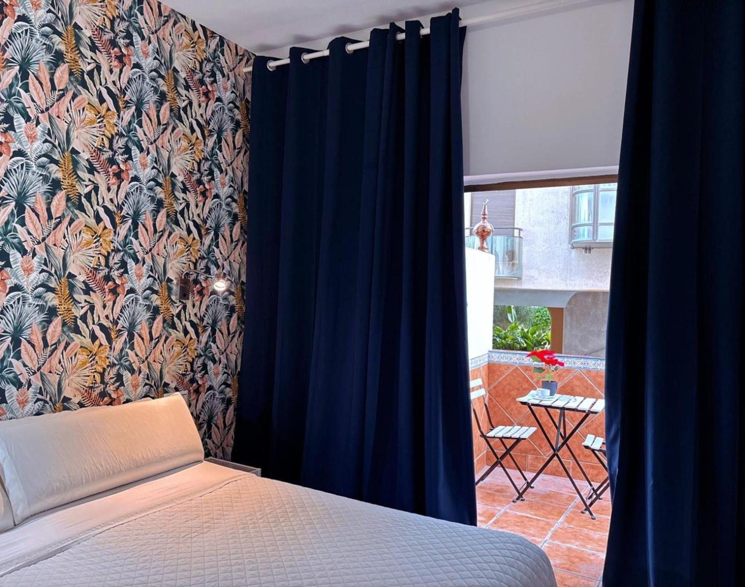 טורמולינוס Hostal Guadalupe מראה חיצוני תמונה
