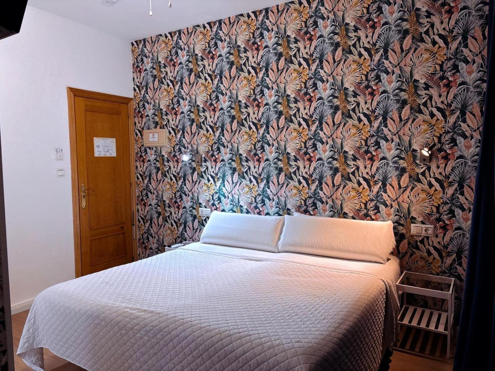טורמולינוס Hostal Guadalupe מראה חיצוני תמונה