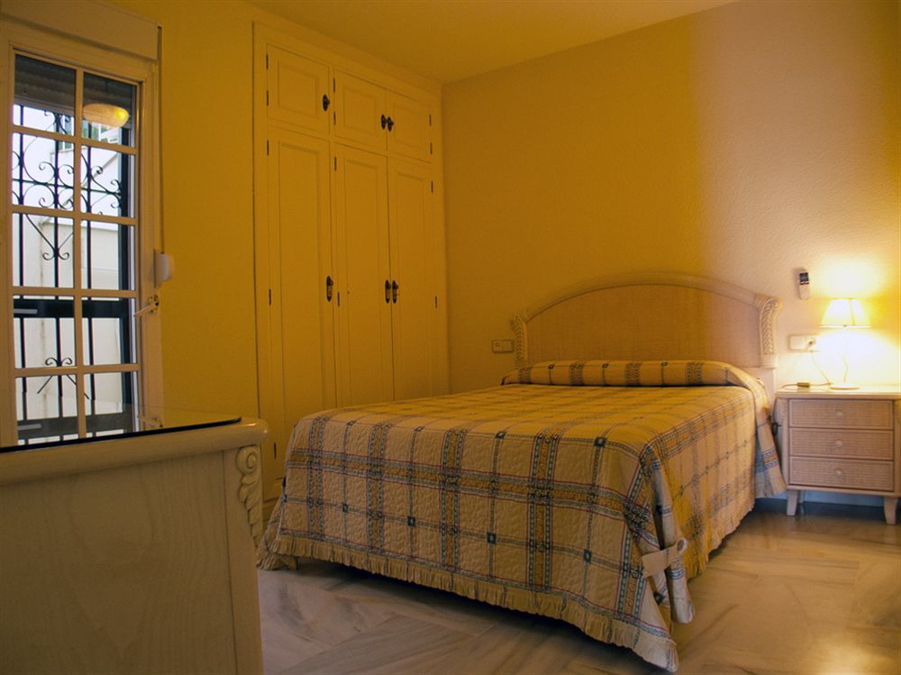 טורמולינוס Hostal Guadalupe מראה חיצוני תמונה