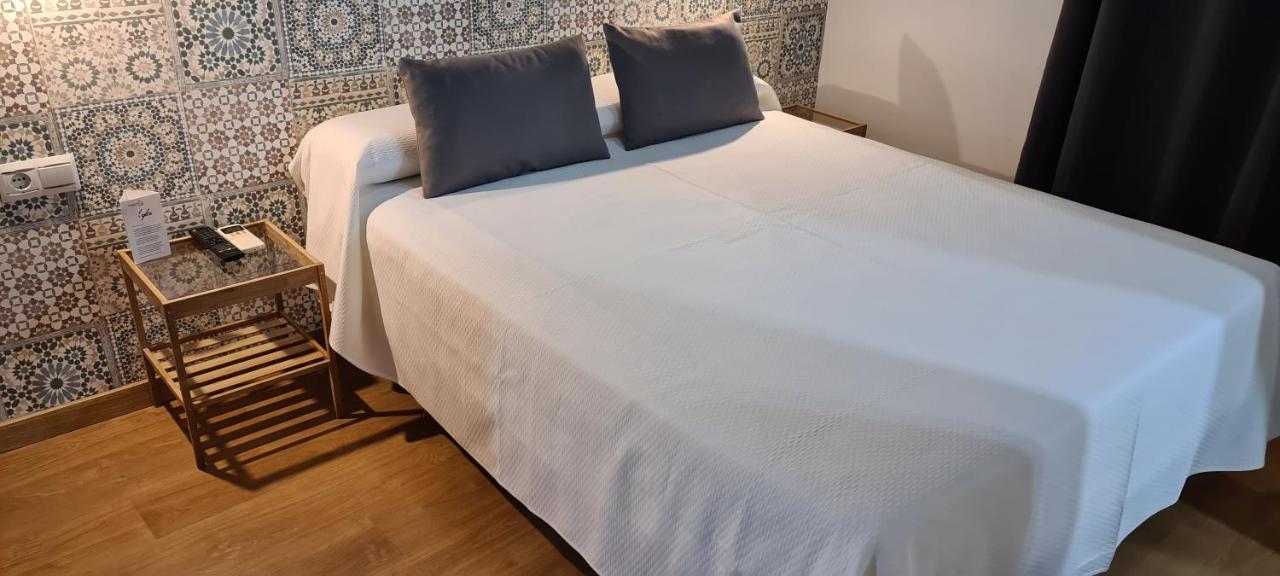 טורמולינוס Hostal Guadalupe מראה חיצוני תמונה
